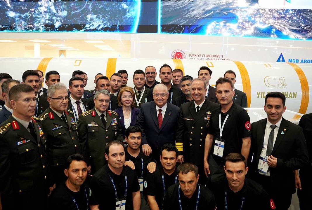 Atatürk imzalı ve Yıldırım Bayezid tuğralı yerli füze Yıldırımhan'ın saha testleri başlıyor 13
